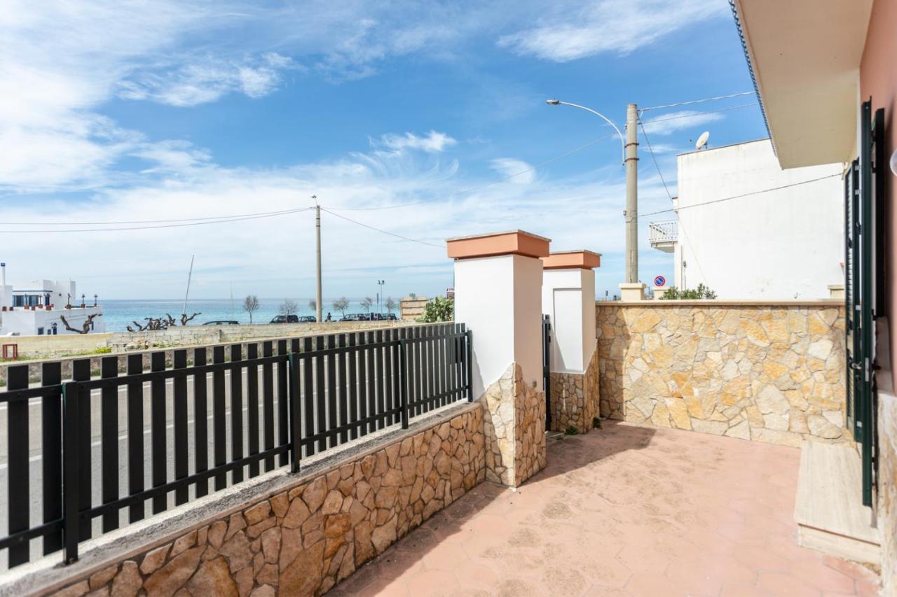 Villetta Bianca Sulla Spiaggia - Apulia Home Gallipoli Exteriér fotografie