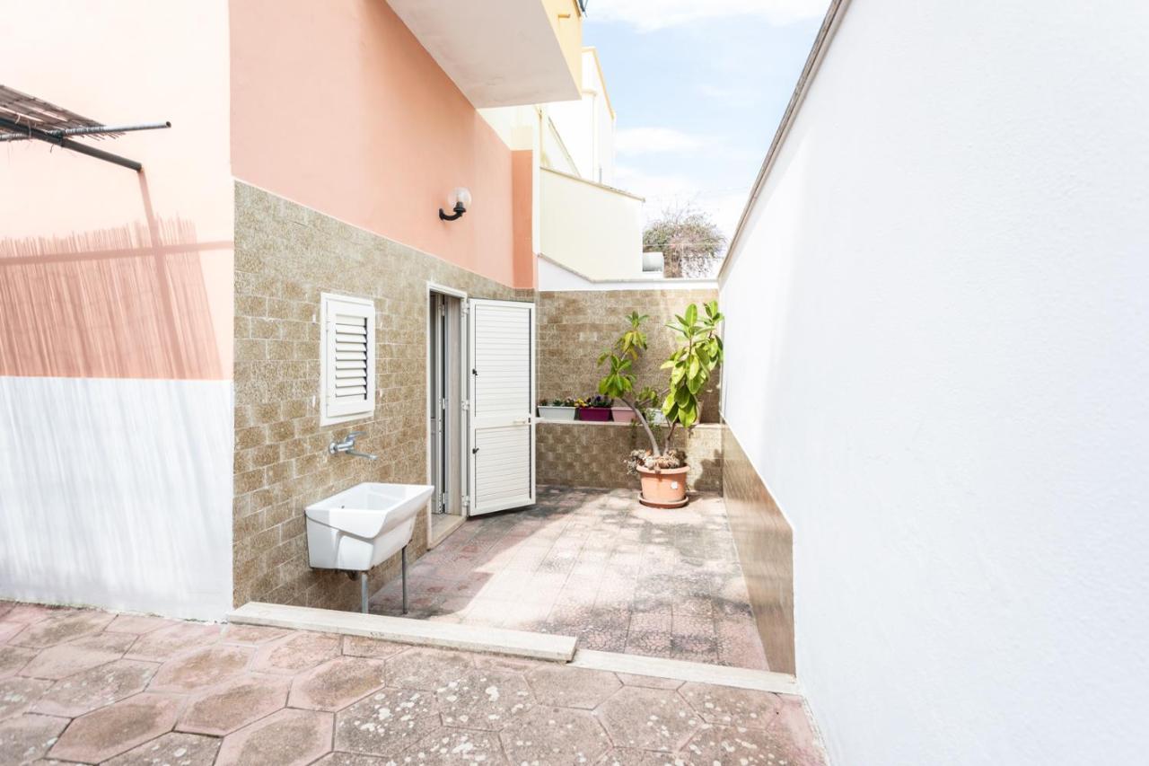 Villetta Bianca Sulla Spiaggia - Apulia Home Gallipoli Exteriér fotografie